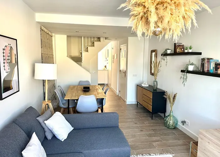 Apartamento Los Lances En Primera Linea De Playa Con Piscina