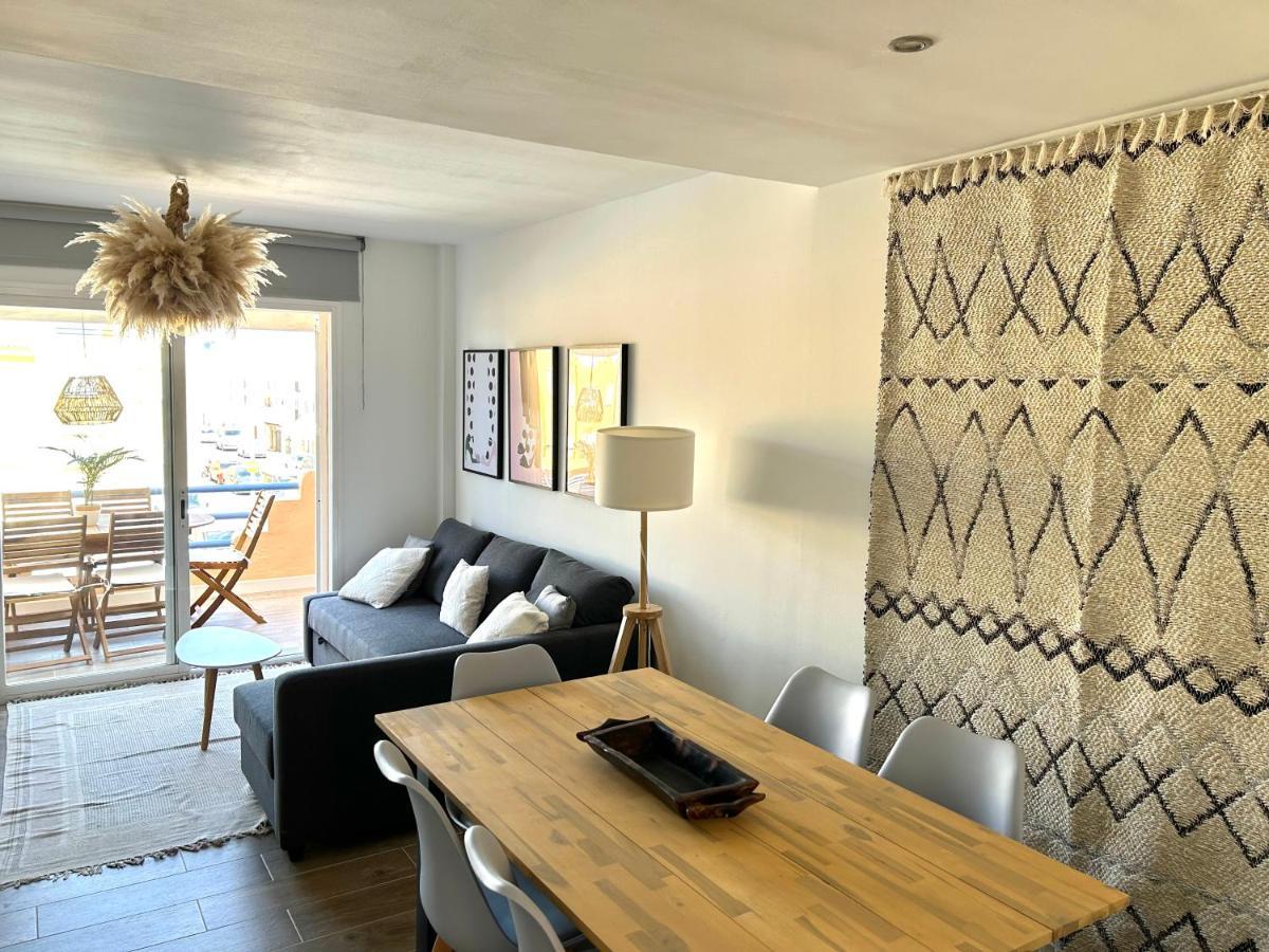 Lances En Primera Linea De Playa Con Piscina Appartement *